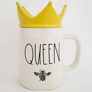 Rae Dunn QUEEN BEE mug